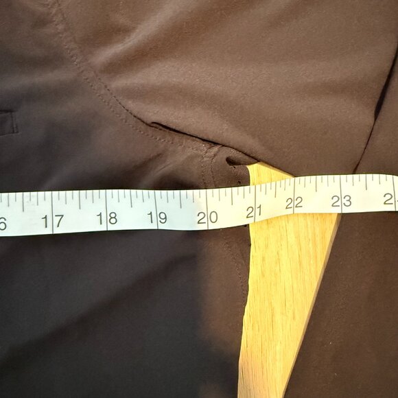 π€ Athleta Urbanite Top 2.0 | Size Medium - Fits like a Large - Picture 9 of 13